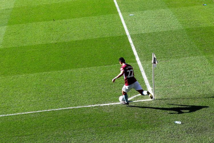 Công Cụ và Kỹ Thuật Phân Tích